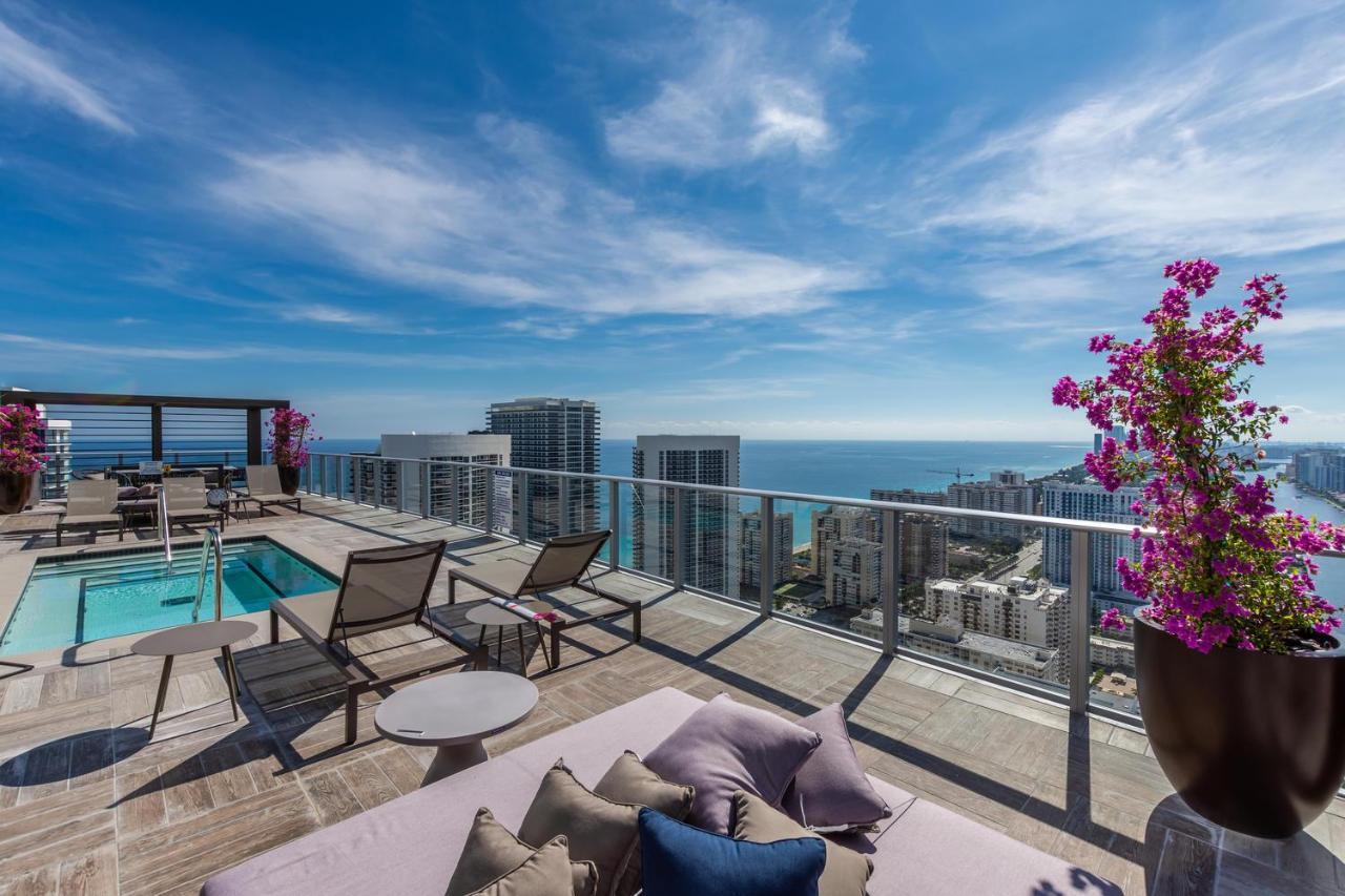 Espectacular Condo Esquina Beach House Hollywood Apartamento المظهر الخارجي الصورة
